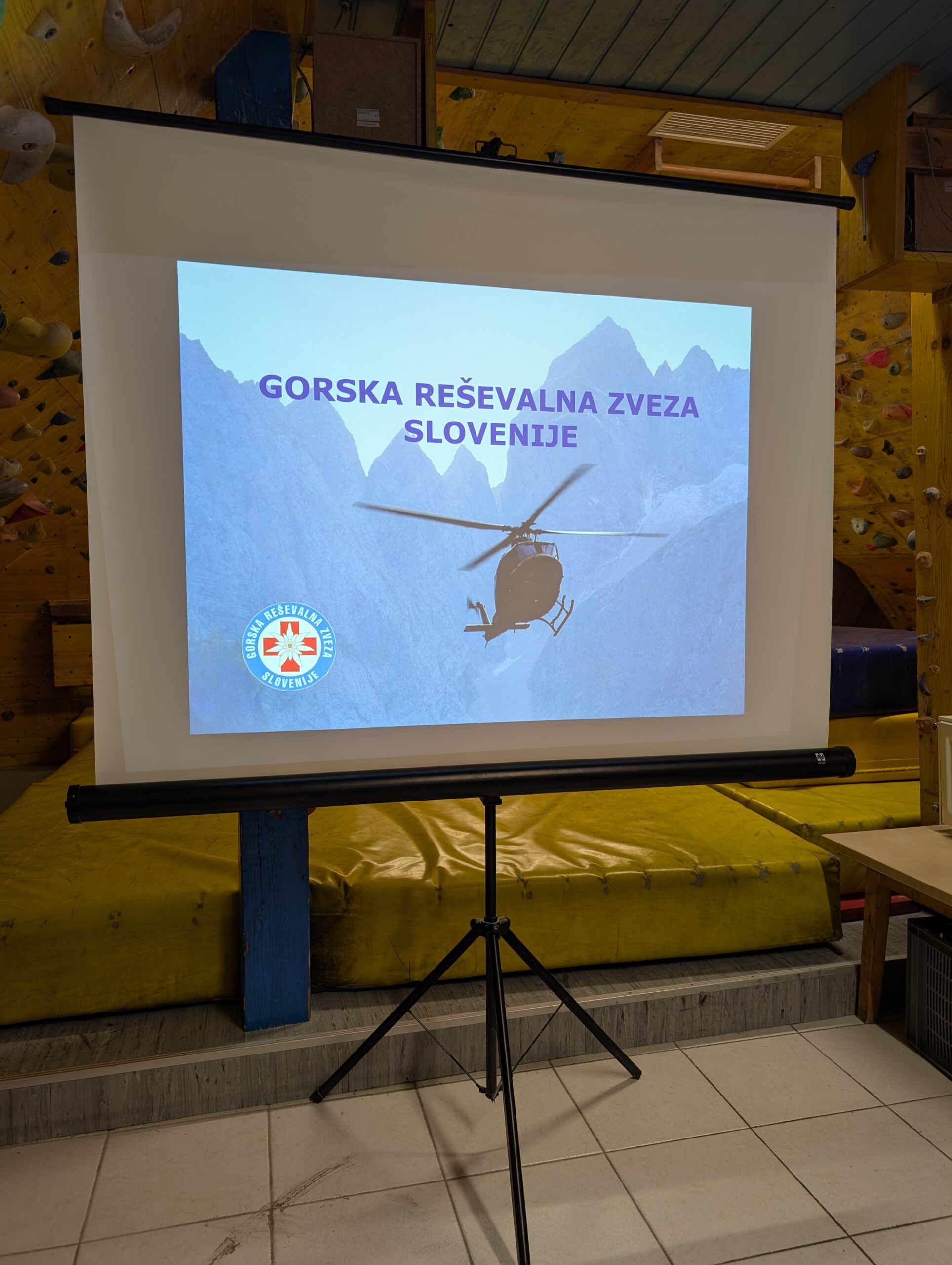 III. PREDAVANJE: Gorska reševalna služba